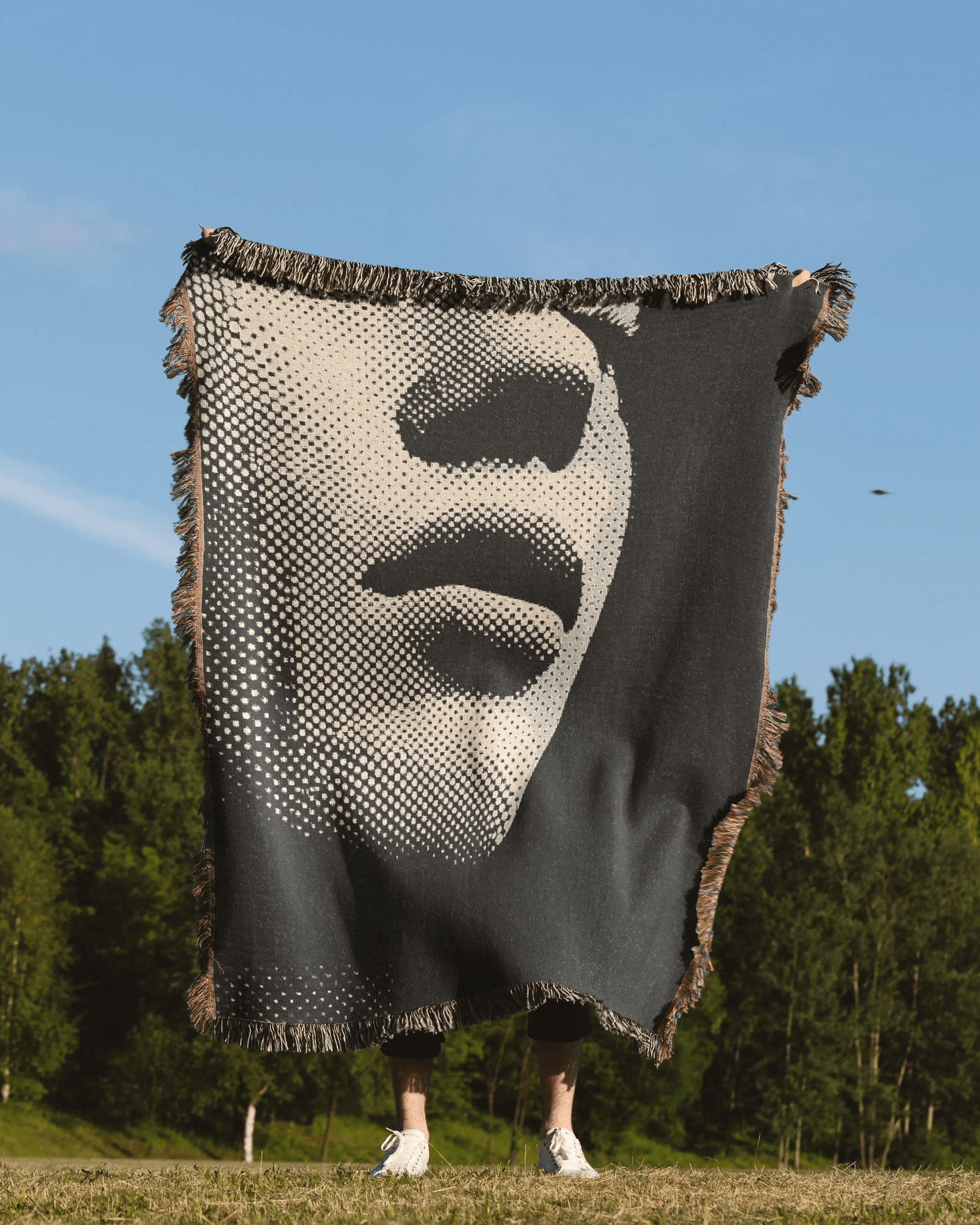 Half Tone Face Woven Throw Blanket